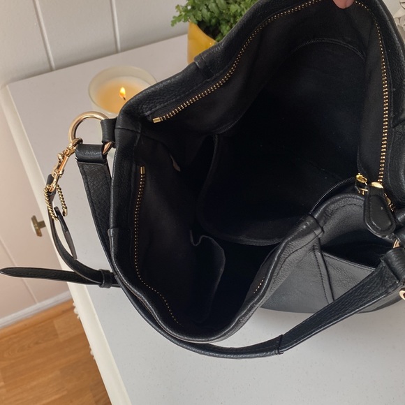 Black Coach Satchel - Picture 8 of 9